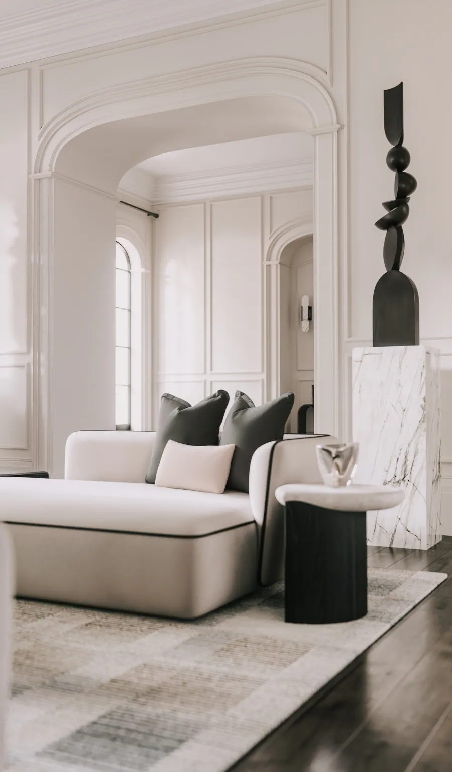 Queen’s Gate — Formal Lounge